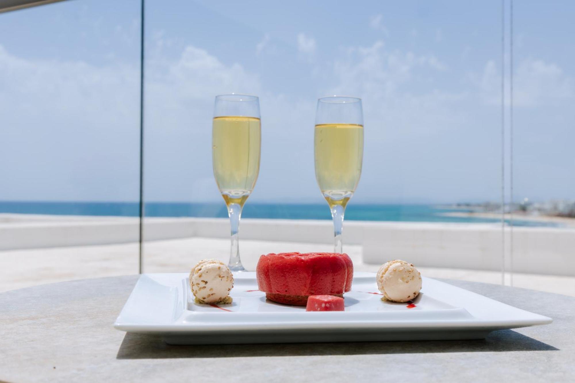 La Badira - Adult Only Hotell Hammamet Eksteriør bilde Champagne and watermelon